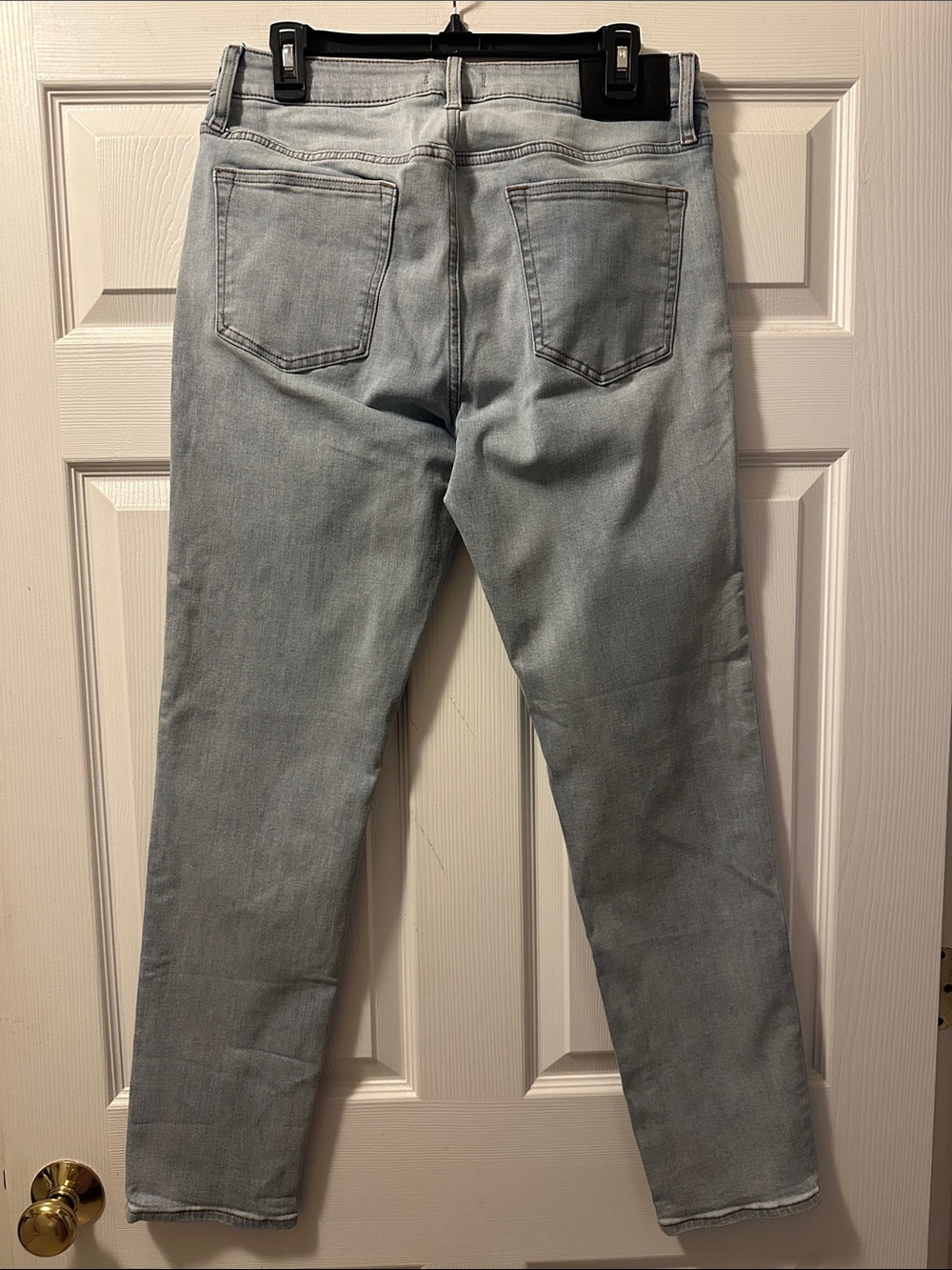 Men’s Express Light Wash Denim Jeans - Classic Slim Fit - Size 32x32